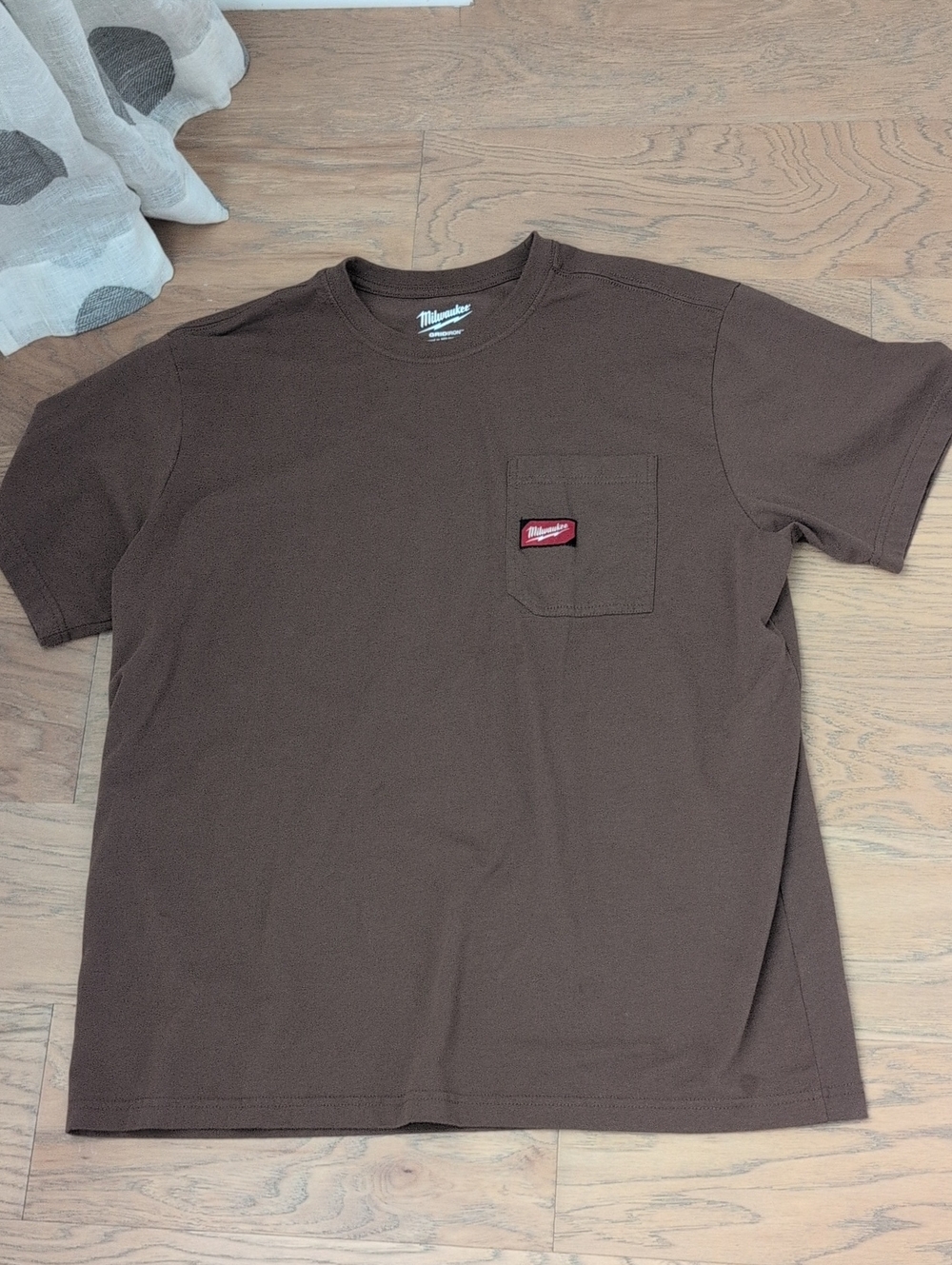Men's Milwaukee  T-Shirt With Pocket And logo Patch XL